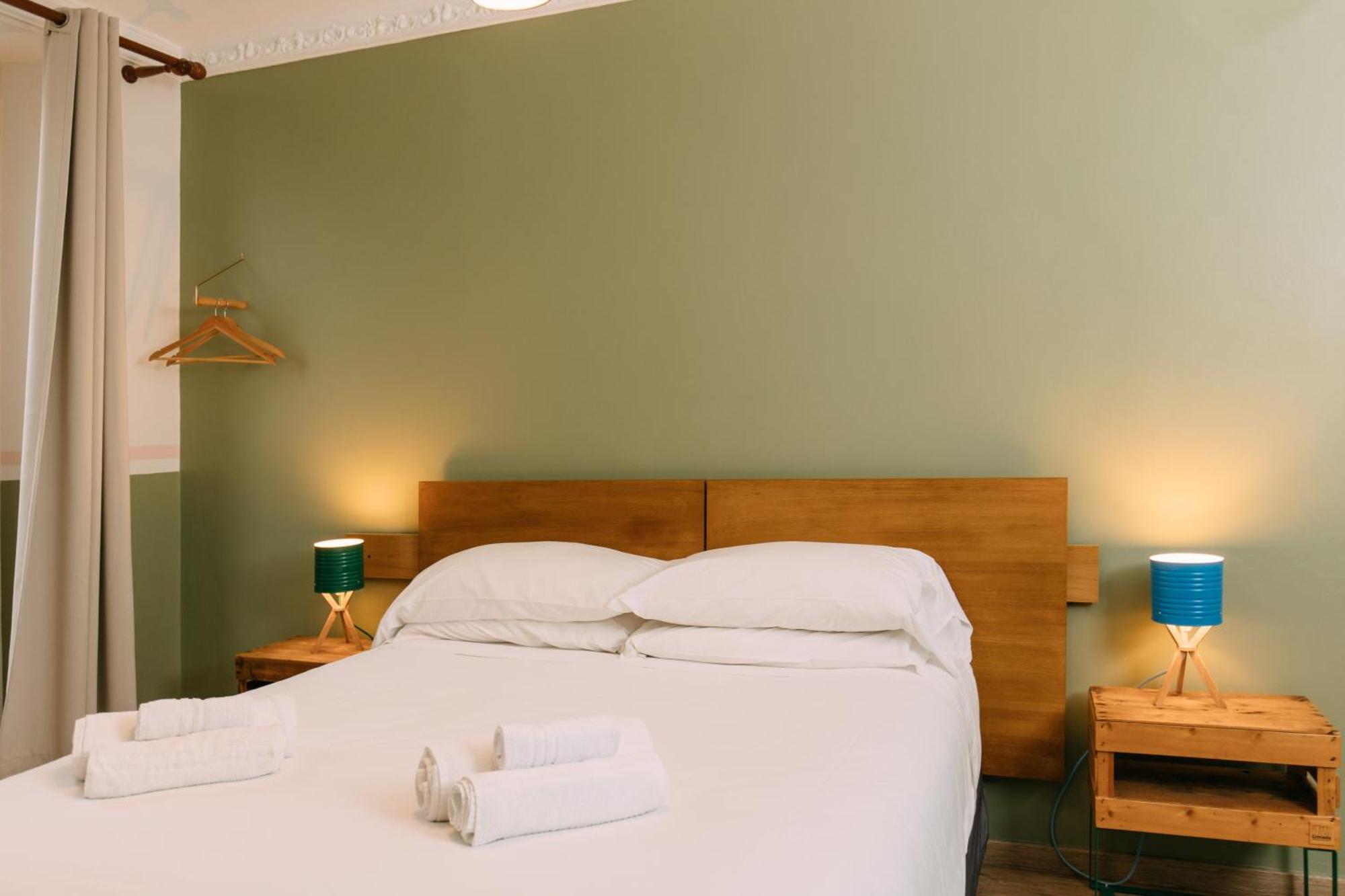 Tomato Urban Retreat Hotel Торино Стая снимка